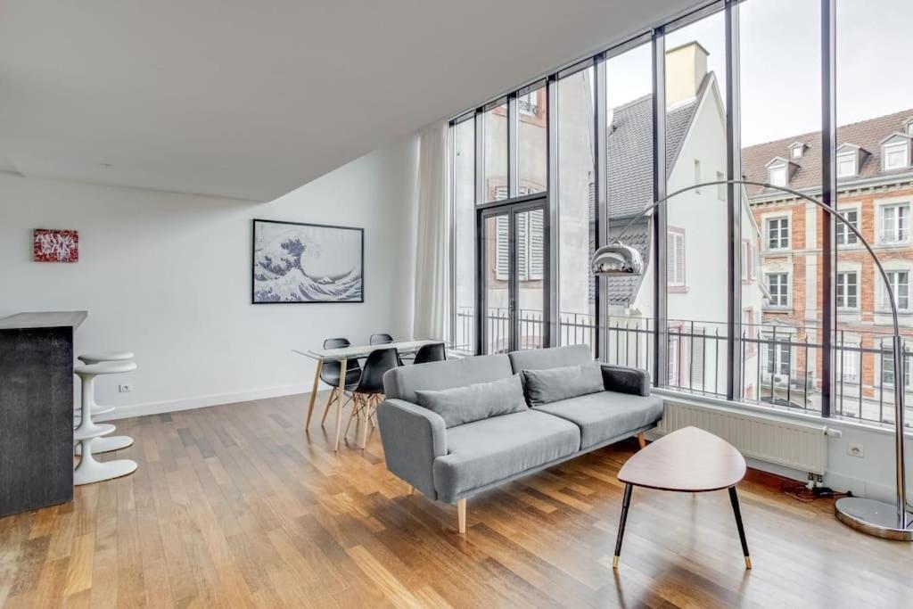 شقة Le Loft Des Lumieres - Superbe Loft Lumineux Au Coeur De La Krutenau ستراسبورغ المظهر الخارجي الصورة